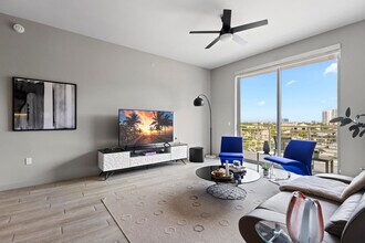 525 NE 7th St in Fort Lauderdale, FL - Building Photo - Building Photo