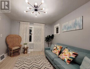 5765 Byng Ave in Niagara Falls, ON - Building Photo - Building Photo