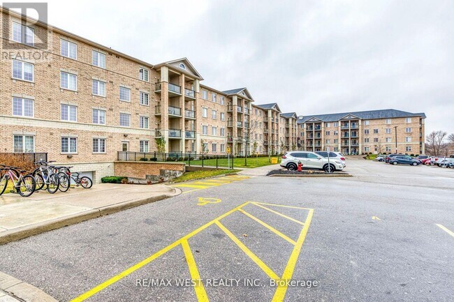 1077-1077 Gordon St in Guelph, ON - Building Photo - Building Photo