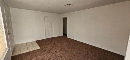 3922 Cll Tereon in Las Vegas, NV - Building Photo - Building Photo