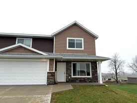 135 Sunflower St in Westby, WI - Building Photo