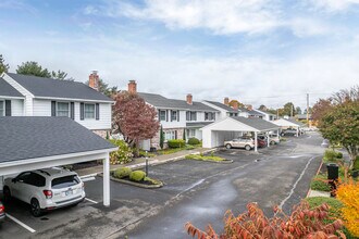 14330 SW Farmington Rd in Beaverton, OR - Building Photo - Building Photo