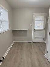 200 Pisgah Church Rd in Greensboro, NC - Building Photo - Building Photo