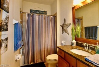 20327 Ardore Ln in Estero, FL - Foto de edificio - Building Photo