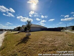 8127 Glasgow Dr in San Antonio, TX - Building Photo - Building Photo