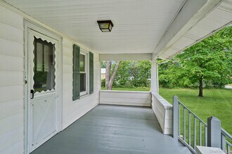 7 Mohin Park in New Hampton, NY - Building Photo - Building Photo