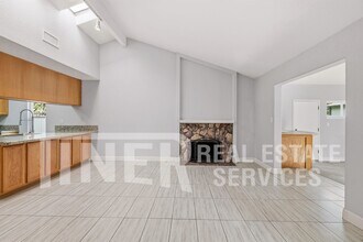 511 Lyndhurst Ave in Roseville, CA - Building Photo - Building Photo