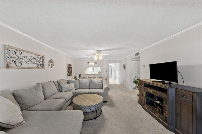 2693 Sabal Springs Cir in Clearwater, FL - Building Photo - Building Photo