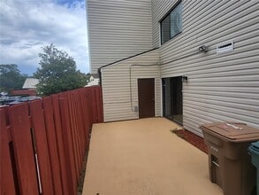 2134 NE 45th Ave in Ocala, FL - Building Photo - Building Photo