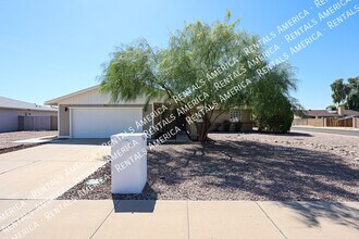 3607 W Michigan Ave in Glendale, AZ - Foto de edificio - Building Photo