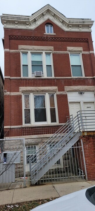 2416 S Sawyer Ave-Unit -REAR in Chicago, IL - Building Photo