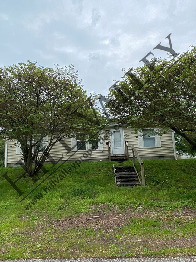 property at 816 Gilbert Ave
