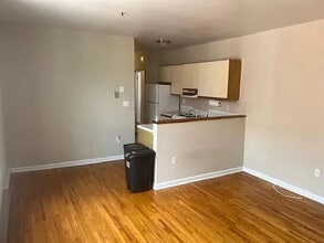 533 Monroe St in Hoboken, NJ - Building Photo - Building Photo
