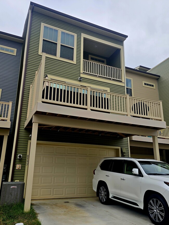 8593 Red Sage Way S in Frederick, MD - Building Photo - Building Photo