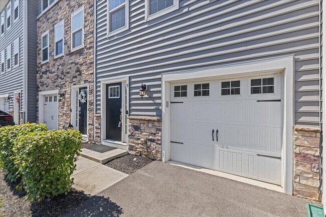 9 Venice Ln in Mount Laurel, NJ - Building Photo - Building Photo