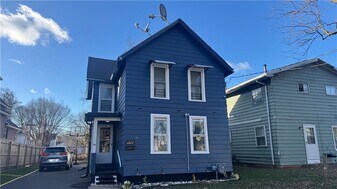 57 Ferncliffe Dr in Rochester, NY - Building Photo