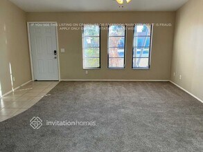 1435 SE 12th St in Cape Coral, FL - Foto de edificio - Building Photo