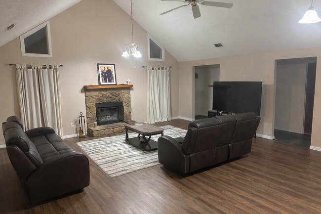 2877 Gatling Blvd in Orange Park, FL - Foto de edificio - Building Photo