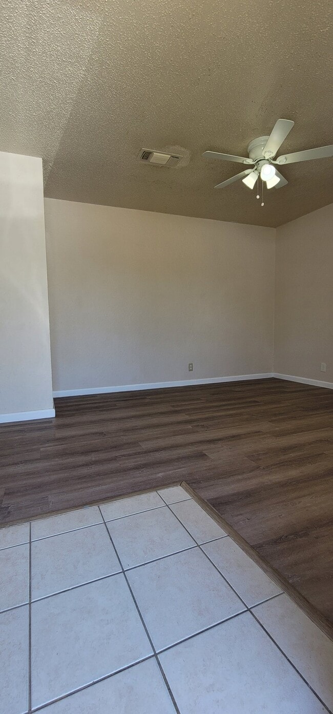 property at 728 N Main St