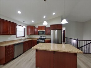24796 Superior Dr in Rogers, MN - Building Photo - Building Photo