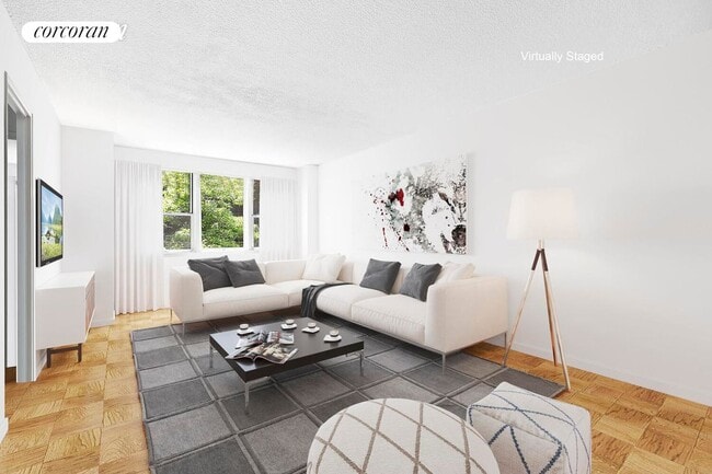 77 E 12th St in New York, NY - Building Photo - Building Photo