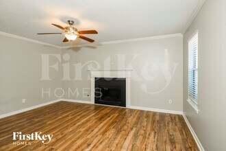 2212 Pixie Rose Ln in Loganville, GA - Foto de edificio - Building Photo