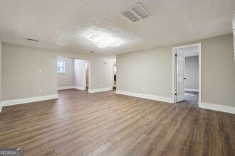 276 Fairburn Rd NW in Atlanta, GA - Building Photo - Building Photo