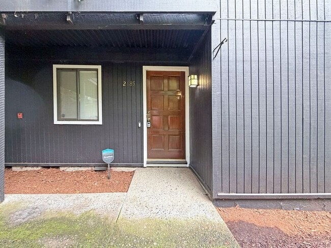 2685 Woodstone Pl in Eugene, OR - Building Photo - Building Photo