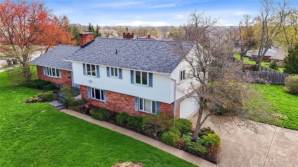 4500 Acreview Ln in Dayton, OH - Building Photo