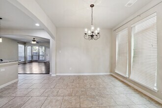 911 Montgomery Way in Lantana, TX - Building Photo - Building Photo