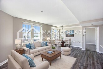 525 W Lafayette Blvd in Detroit, MI - Building Photo - Building Photo