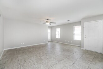 1302 E Vernoa St in San Tan Valley, AZ - Building Photo - Building Photo