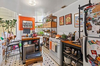 1809 Oak St-Unit -#2 in San Francisco, CA - Building Photo - Building Photo