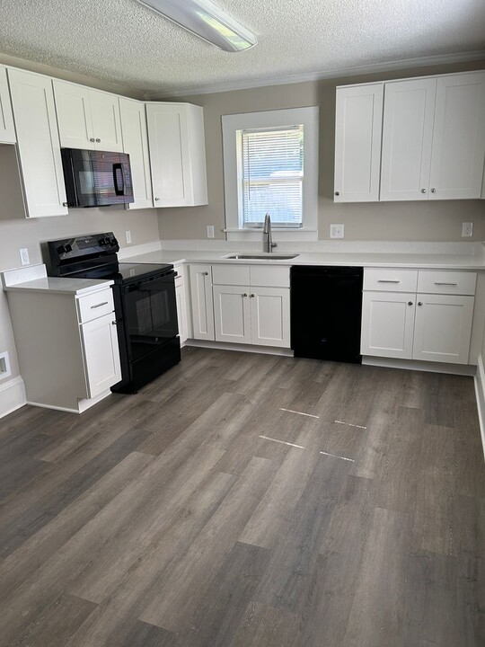 109 Green Point Rd in Winston-Salem, NC - Building Photo