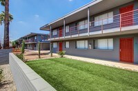 Building Photo - Plaza West Apartments in Phoenix, Arizona