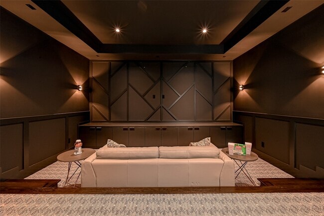 property at 1506 W 43rd St