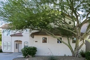 2222 W Dale Ln in Phoenix, AZ - Building Photo