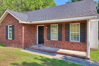 2811 Bennington Dr in Hephzibah, GA - Building Photo - Building Photo