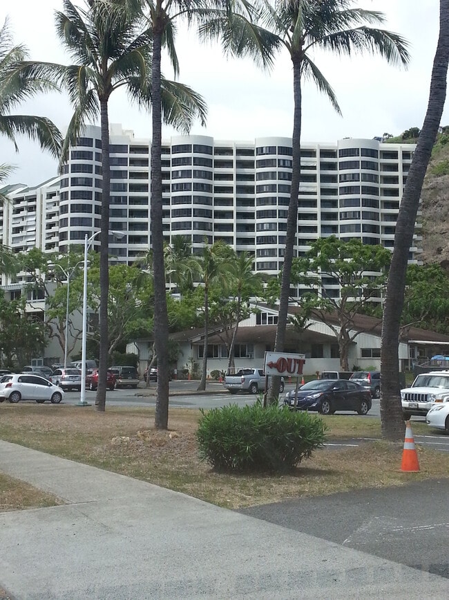 6770 Hawaii Kai Dr, Unit 607