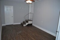 113 E Witcher Ln photo'