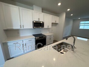 6541 Cyrils Dr in St. Cloud, FL - Building Photo - Building Photo