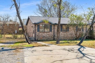 4558 Brooke Valley Dr in Nashville, TN - Building Photo - Building Photo