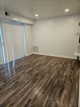 2040 Alice Ave, Unit 201 in Oxon Hill, MD - Building Photo - Building Photo