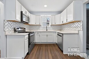 512 Larcomb Ave in Columbus, OH - Building Photo