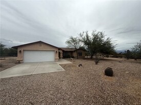 3734 N Mercury Rd in Golden Valley, AZ - Building Photo