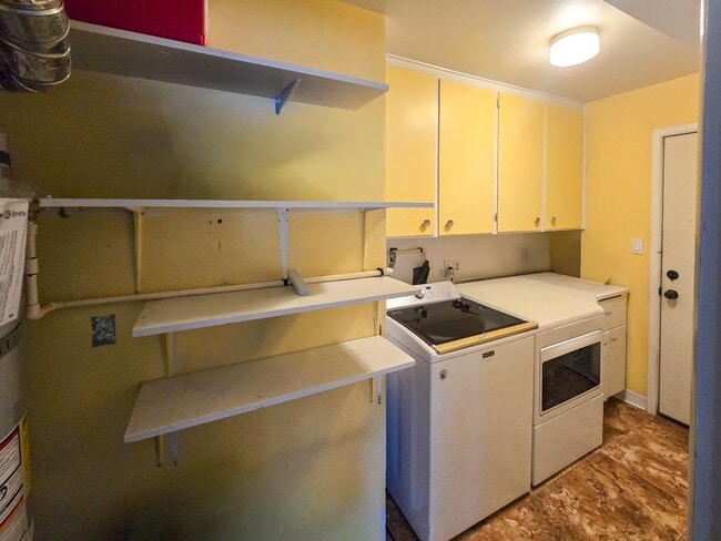 property at 635 S Cedar St