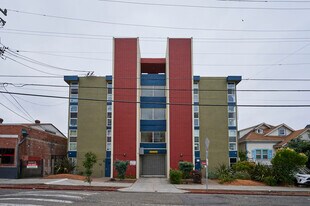 Channing Campus Apartments in Berkeley, CA - Building Photo