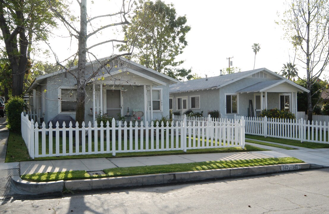 140-142 1/2 Melrose Ave. in Monrovia, CA - Building Photo