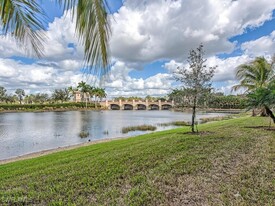 9115 Napoli Ct, Unit 101 in Naples, FL - Building Photo