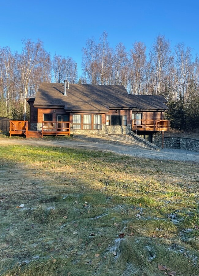 property at 3175 W Riverdell Dr